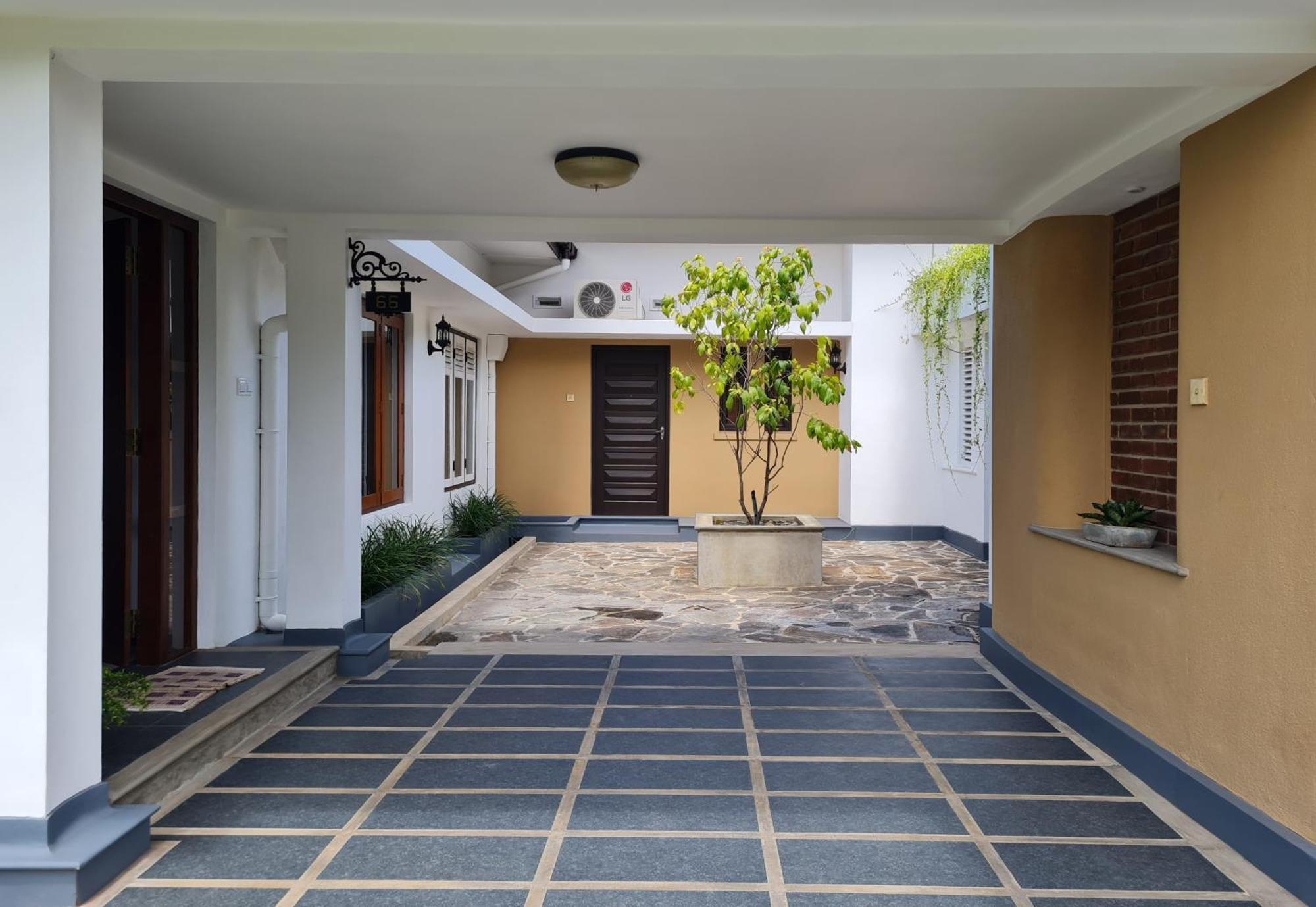 City Oasis 66 Negombo Esterno foto